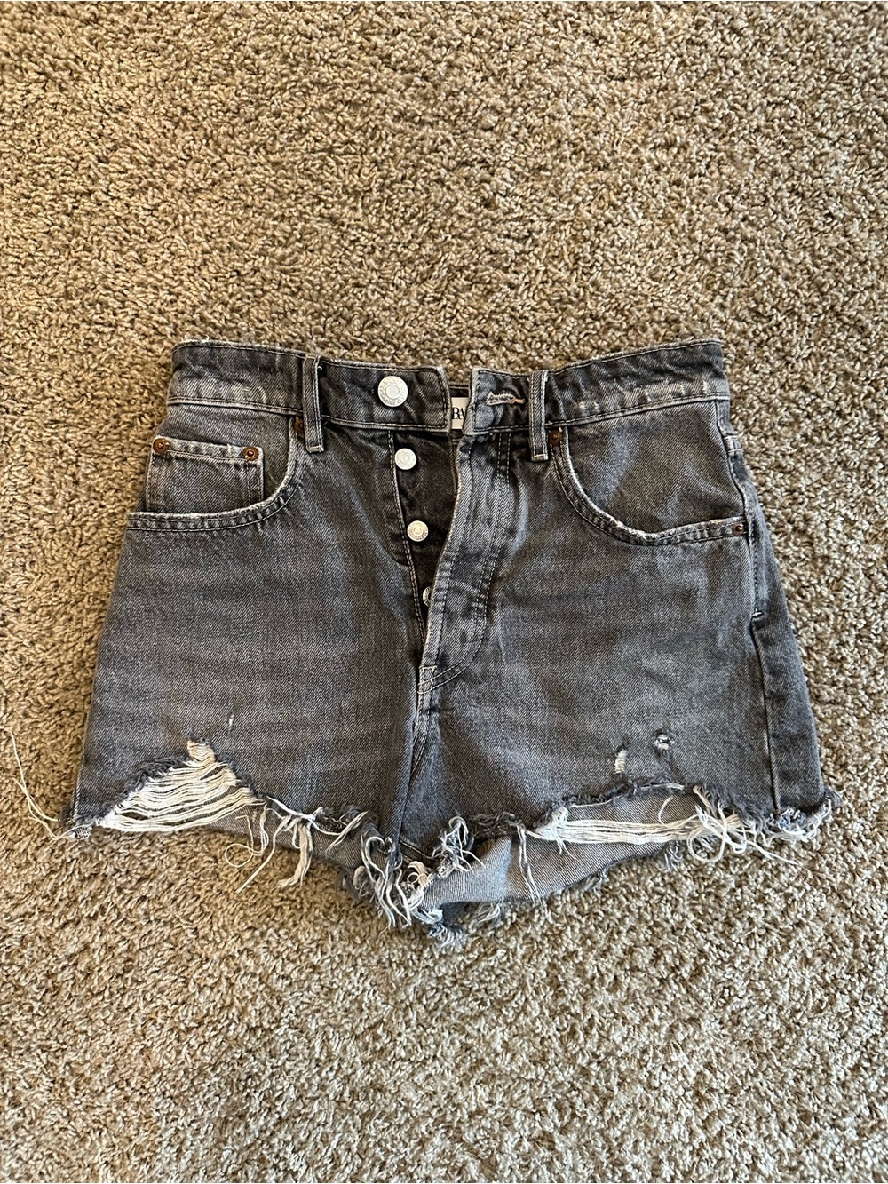 Zara Slim Straight Women’s Shorts in Faded Black-Grey